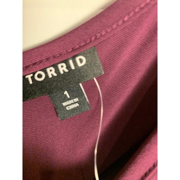 NWT Torrid Studio Knit‎ V-Neck Puff Long Sleeve Top 1X - Picture 7 of 12